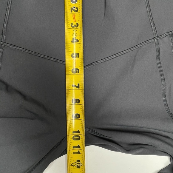 Lululemon All The Right Places Crop II *23" Grey Pants Size 10 - Picture 9 of 12